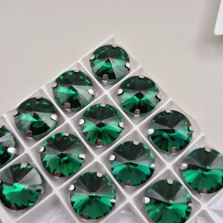 Strasuri Rotunde si Ovale - Stars 14mm rotund smarald