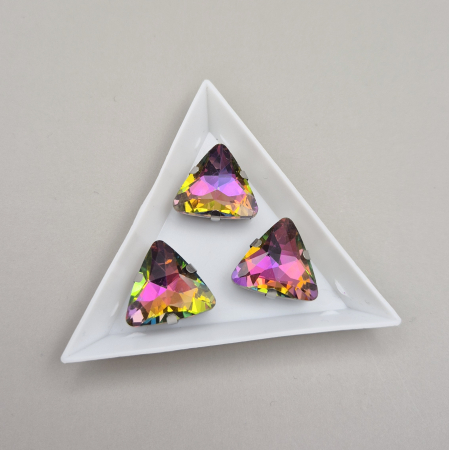 Strasuri Patrate si Triunghi - Stras 18mm sticla Flame RB