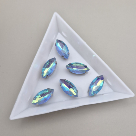 Strasuri - culori speciale - toate formele - Stras 7x15mm frunza safir deschis AB