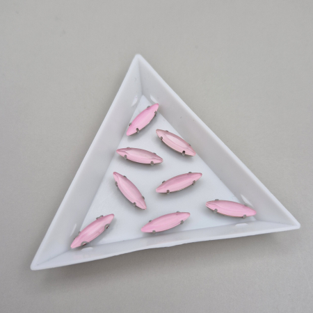 Strasuri - culori speciale - toate formele - Stras Frunza 4x15mm Roz deschis jelly