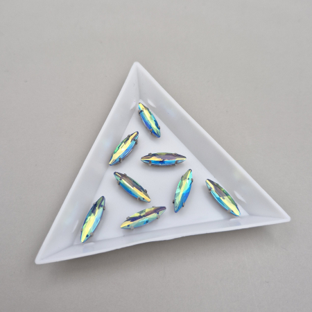 Strasuri - culori speciale - toate formele - Stras Frunza 4x15mm Safir AB