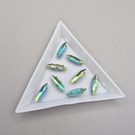 Strasuri - culori speciale - toate formele - Stras Frunza 4x15mm Smarald AB