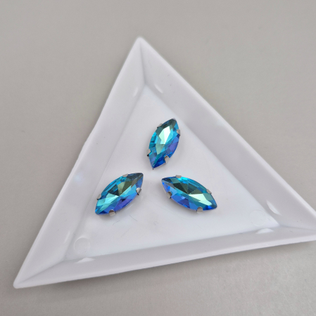 Strasuri - culori speciale - toate formele - Stras Frunza 7x15mm Safir RB