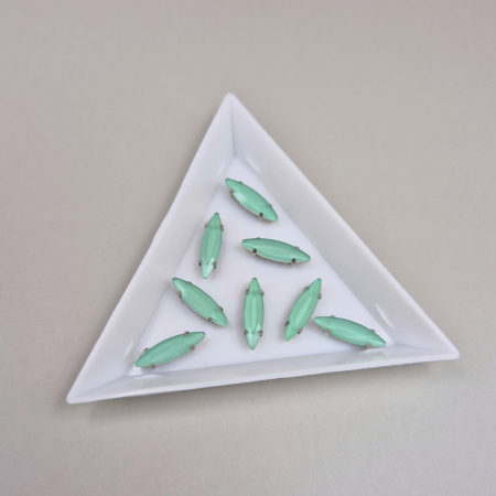 Strasuri - culori speciale - toate formele - Stras sticla 4x15mm Peridot jelly