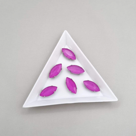 Roz - Stras 7x15mm Fucsia jelly