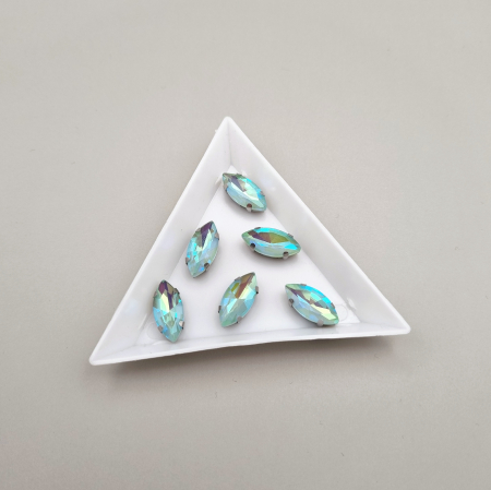 Strasuri - culori speciale - toate formele - Stras 7x15mm frunza Peridot AB