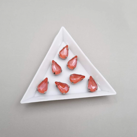 Strasuri - culori speciale - toate formele - Stras sticla 8x13mm Rosu satin