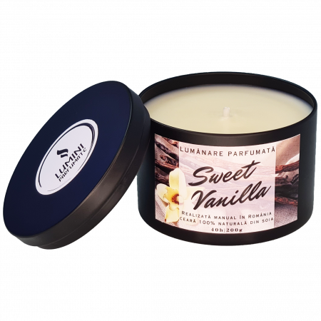 Lumânări parfumate - Lumânare parfumată Sweet Vanilla, handmade, ceară naturală de soia