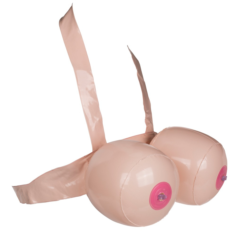 Sani Gonflabili Boob Battle [3]
