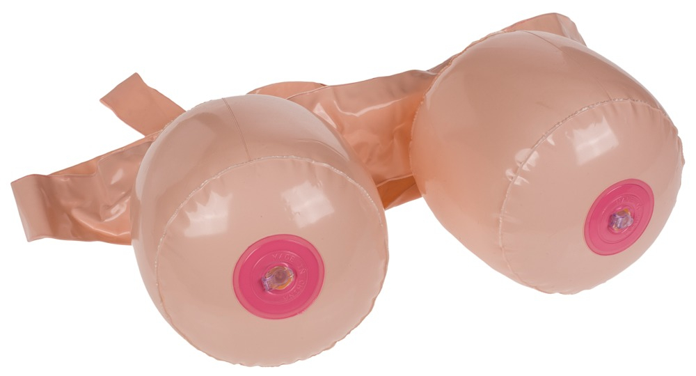 Sani Gonflabili Boob Battle [2]