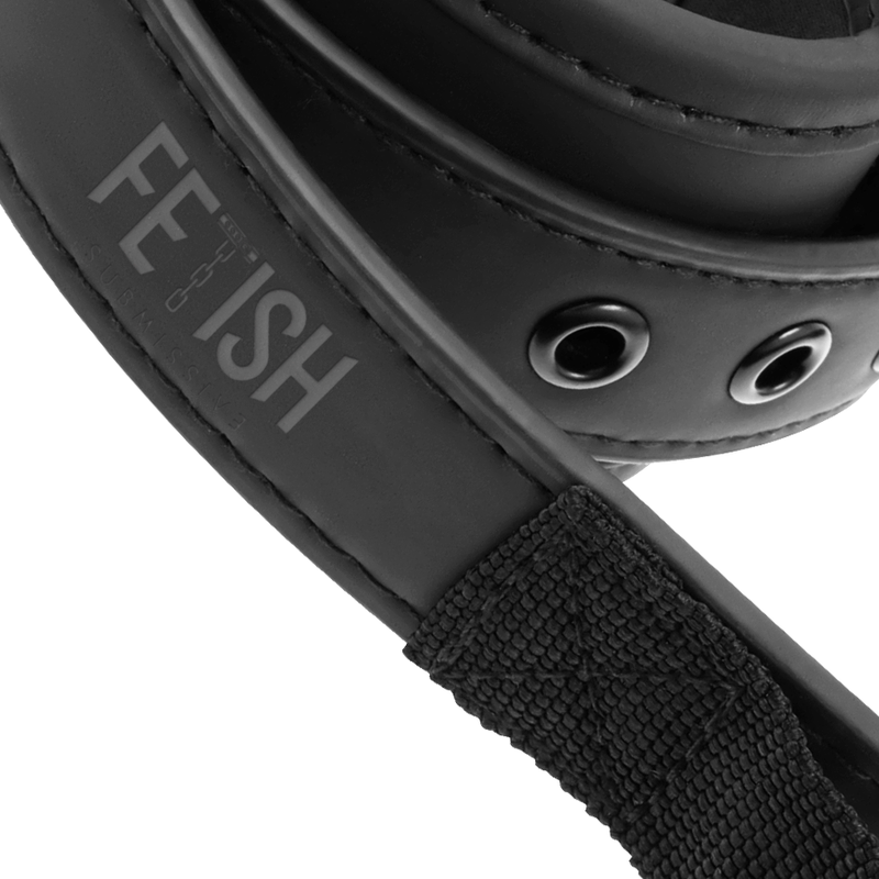 Catuse Fetish Submissive Cuffs With Puller [10]