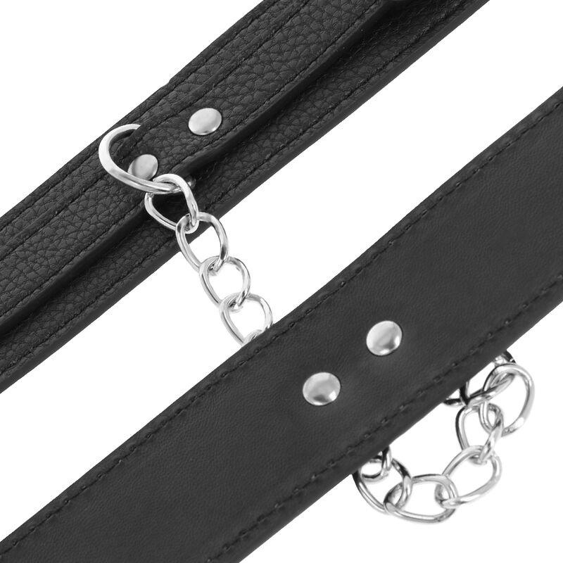 Catuse Maini Darkness Black textured leather handcuffs [3]
