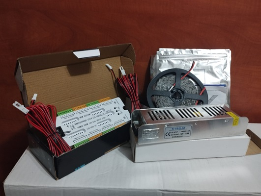 Kit iluminat inteligent cu senzori reglabili 32 scari [2]