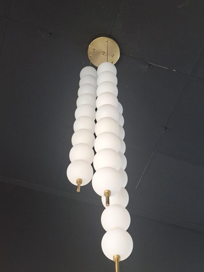 Lustra led cu telecomanda 82w Globuri [3]
