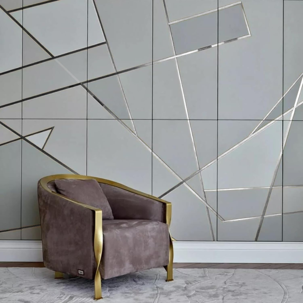 Bandă decorativă autoadezivă Luxer cu efect de oglindă argintie, lungime 5 metri, lățime 1.5 cm, material reflectorizant premium, ideală pentru decoruri interioare, mobilier și rame. [4]