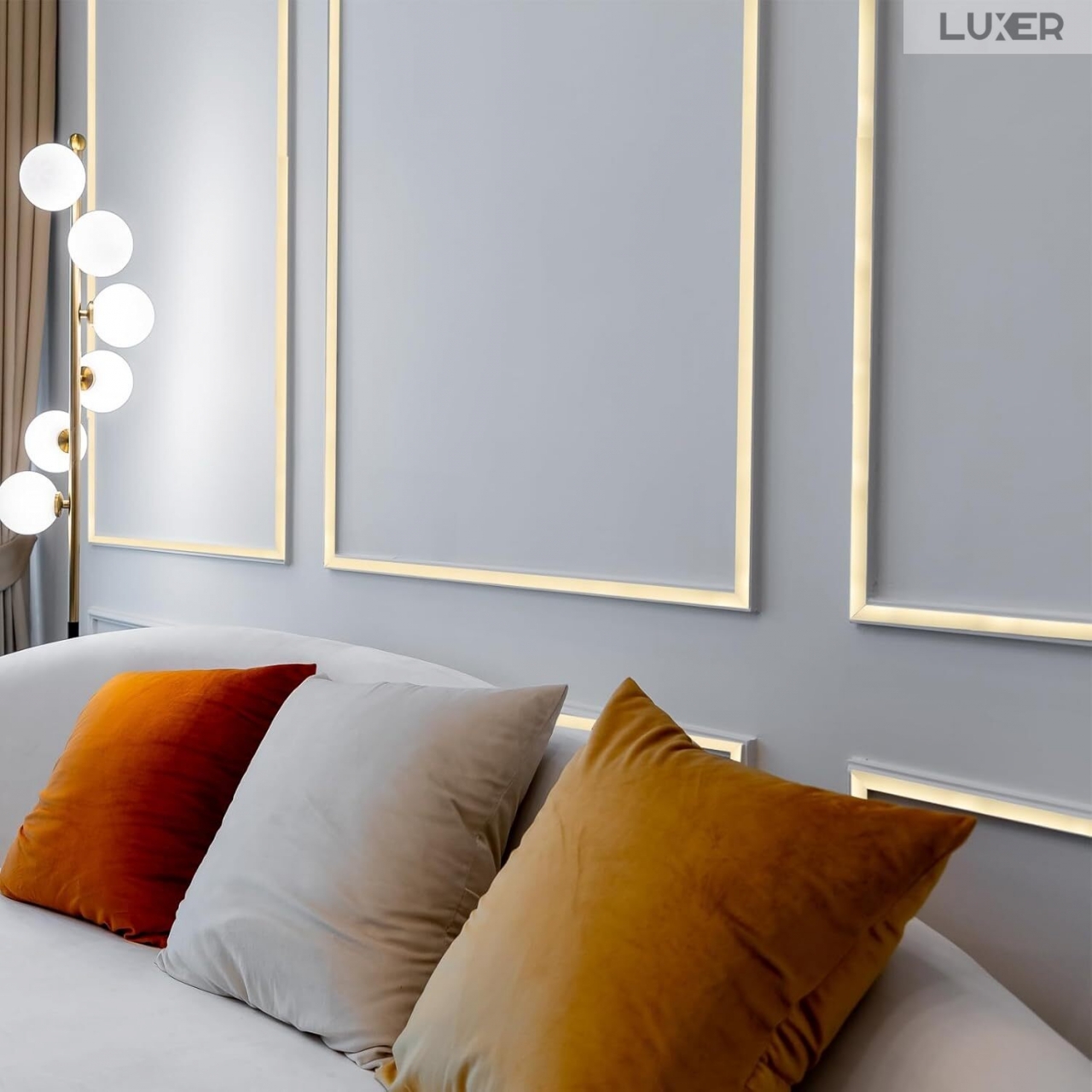 Banda Decorativa Autoadeziva Pentru Perete Cu Efect de Oglinda Luxer, Lungime 500 cm, Latime 1 cm, Gold, Banda Adeziva Metalica Pentru Mobila/Usi/Ferestre pentru Decor Dedeman Leroy Merlin Emag Gresie/Faianta Luxer [5]