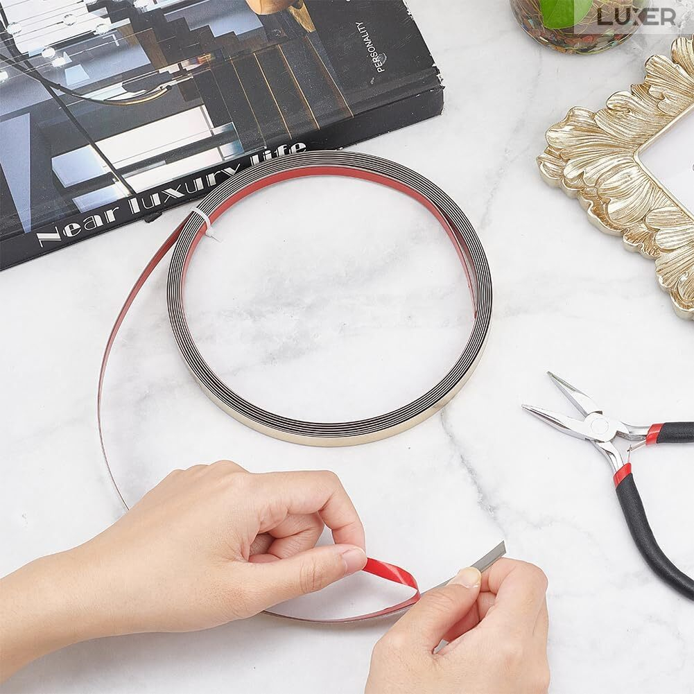 Banda Decorativa Autoadeziva Pentru Perete Cu Efect de Oglinda Luxer, Lungime 500 cm, Latime 1 cm, Gold, Banda Adeziva Metalica Pentru Mobila/Usi/Ferestre pentru Decor Dedeman Leroy Merlin Emag Gresie/Faianta Luxer [2]