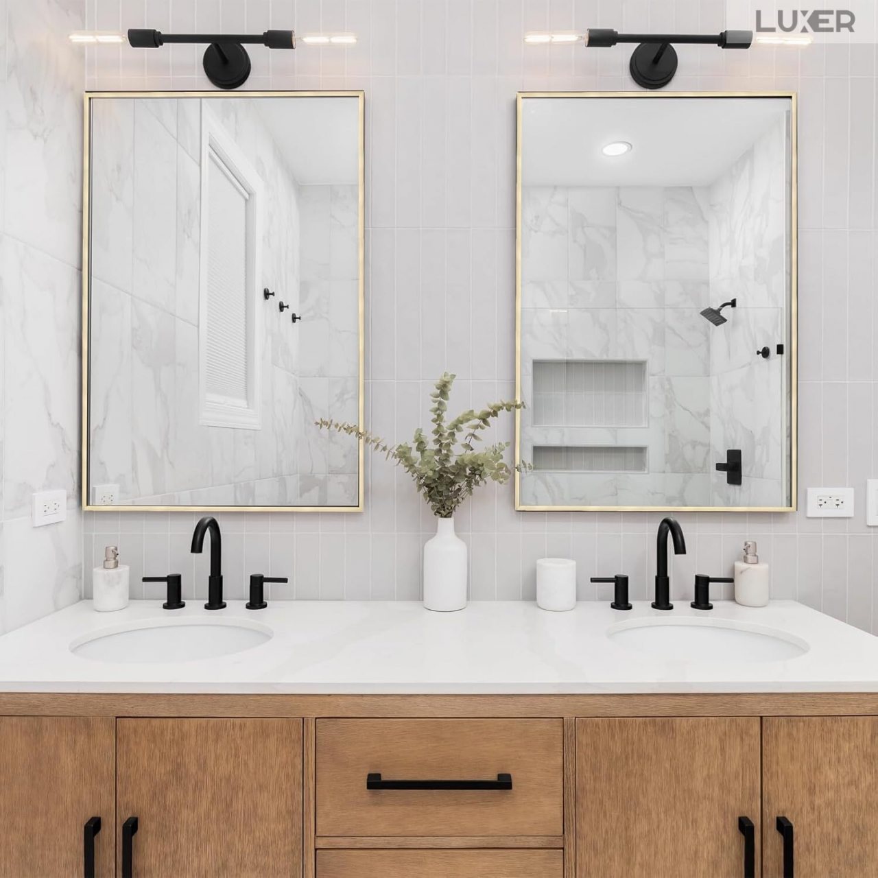 Banda Decorativa Autoadeziva Pentru Perete Cu Efect de Oglinda Luxer, Lungime 500 cm, Latime 1 cm, Gold, Banda Adeziva Metalica Pentru Mobila/Usi/Ferestre pentru Decor Dedeman Leroy Merlin Emag Gresie/Faianta Luxer [6]