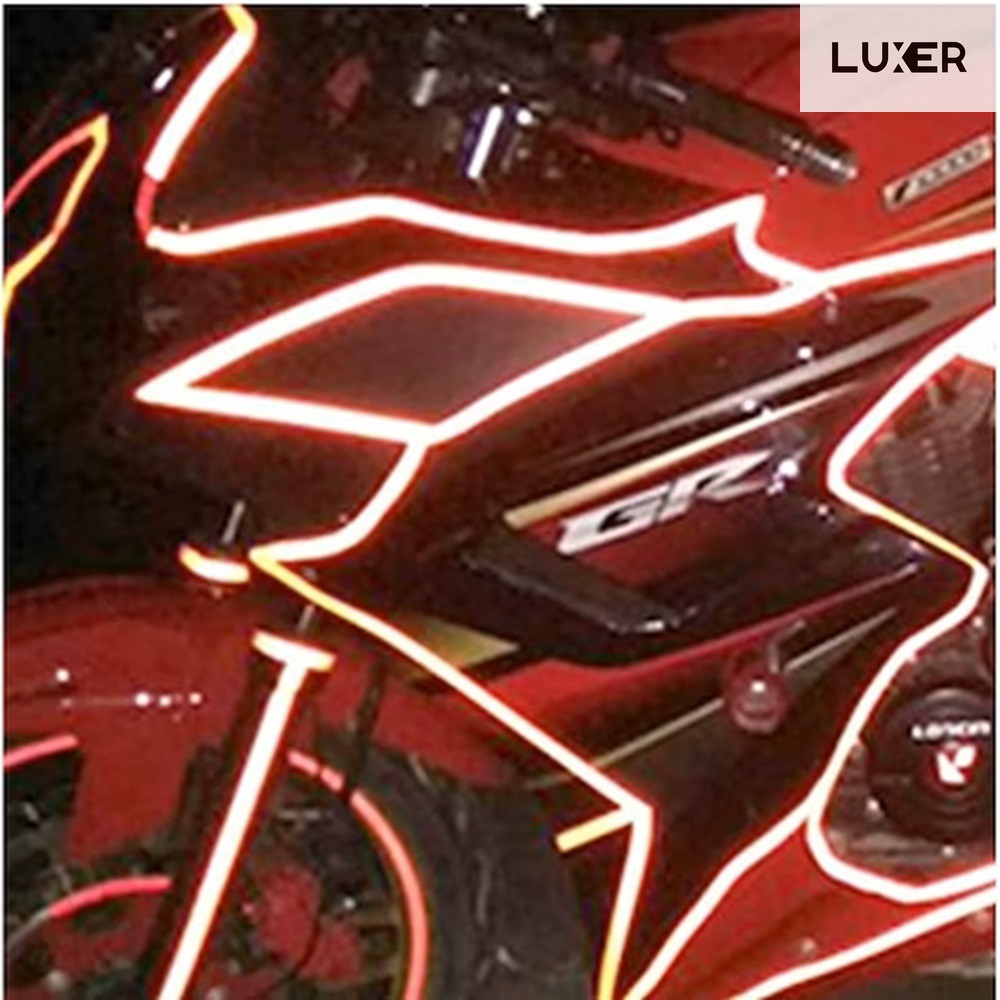 Banda Reflectorizanta Autoadeziva Pentru Bicicleta, Motocicleta, Masina, Scari sau Alte Suprafete, Model Hexagonal, Dimensiuni 800x1 cm, Rosu, Luxer [12]