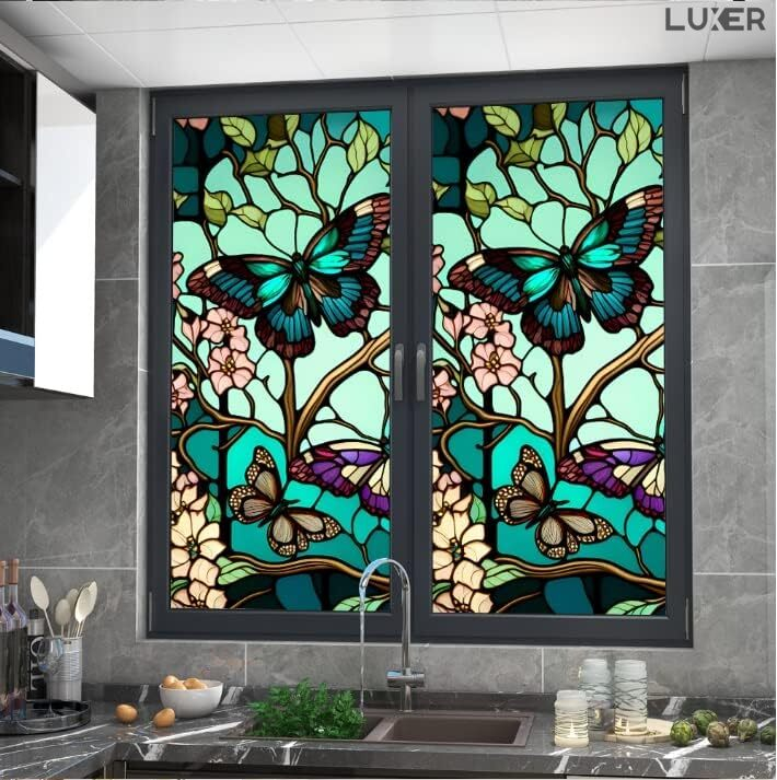 Folie autoadezivă pentru geamuri Luxer cu efect de vitraliu, model fluturi și flori, oferă protecție solară UV și intimitate 80%. [5]