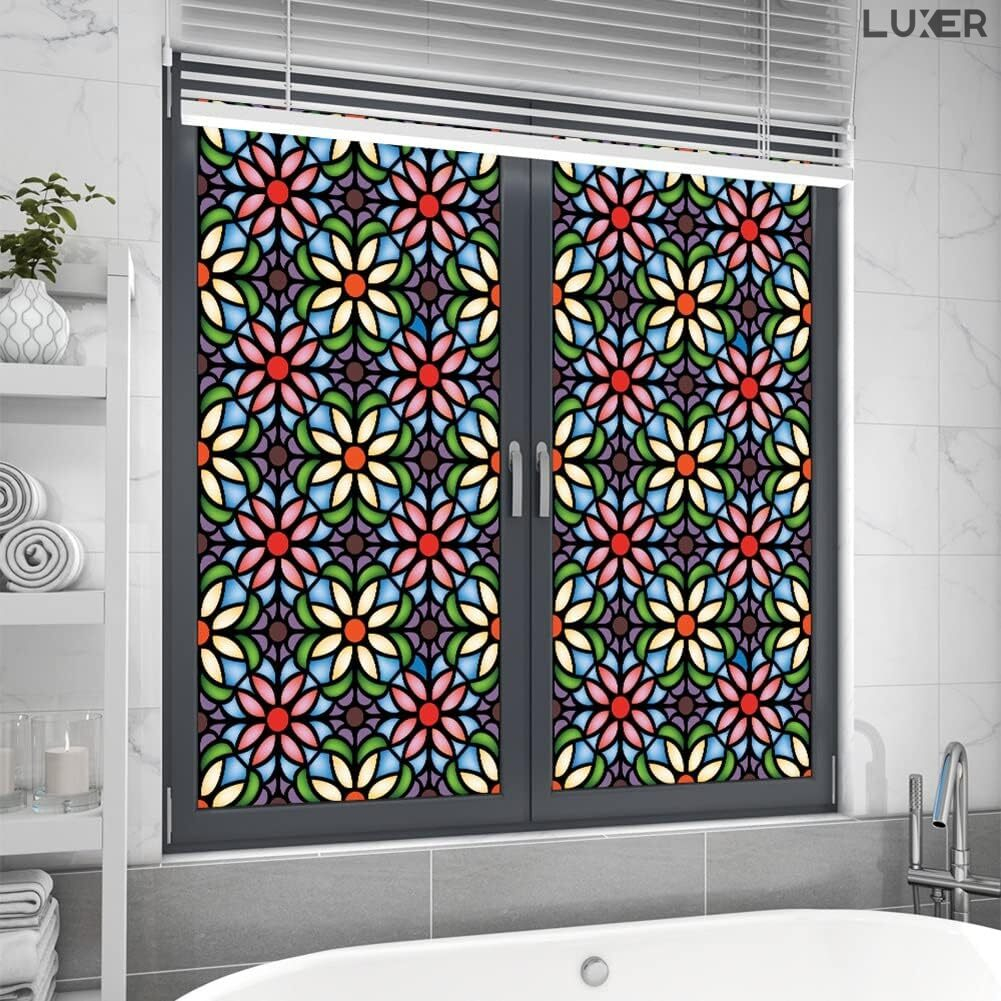 Folie autoadezivă pentru geamuri Luxer cu efect de vitraliu, Model Floral, oferă protecție solară UV și intimitate 80%. [4]