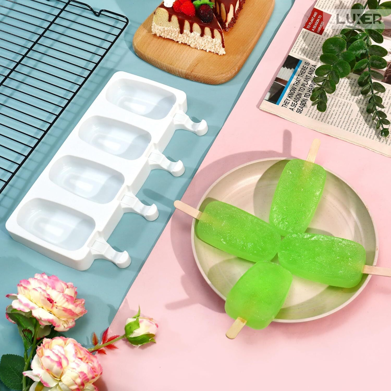 Formă de înghețată pe băț din silicon BPA free LUXER, cu 4 cavități și 50 bețe de lemn incluse, pentru deserturi sănătoase și înghețată homemade. [10]