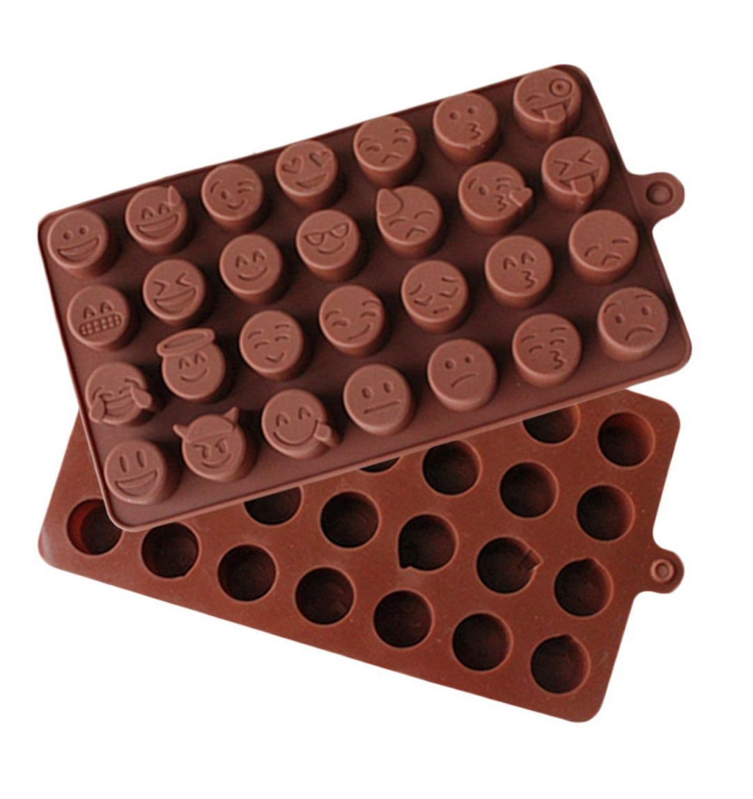 Forma Din Silicon Pentru Emoji Din Ciocolata Sau Jeleu, 7x4 Emoticoane, 18.7x11.1 cm, Luxer, Forma Ciocoalata Plastic / Silicon , Matrita Ciocolata de Casa in forma de Tablete de Ciocolata [1]