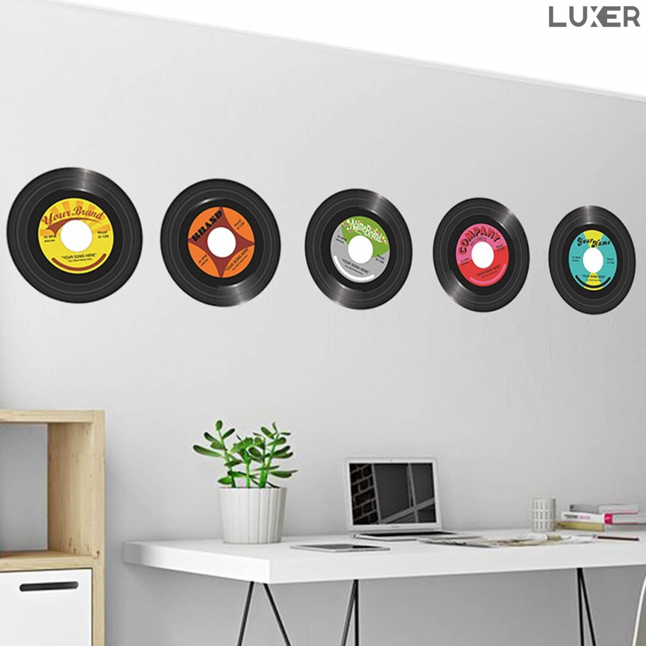 Set 5 Stickere Decorative Autoadezive Retro, pentru Perete/Mobila, Model: Discuri de Vinil, Muzica veche, Pentru Pasionatii Muzicii Retro, Diametru: 29 cm, Luxer [3]