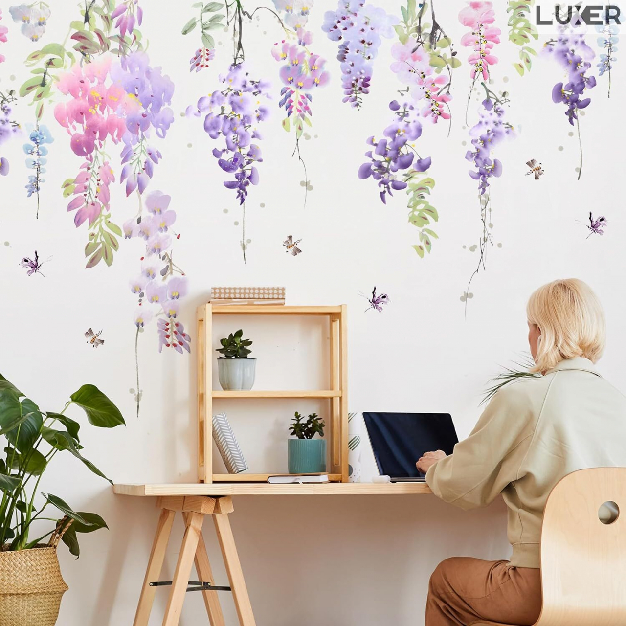 Sticker Autoadeziv Decorativ cu Model Floral: Wisteria Flowers, Multisuprafete, Dimensiuni: 70 x 42 cm, Luxer, Stickere Decorative pentru Perete Autocolant cu model Floral "Flori de Glicina"pentru Domitor/Bucatarie/Living/Hol cu Flori si Natura Vie Verde si Galben Luxer [3]