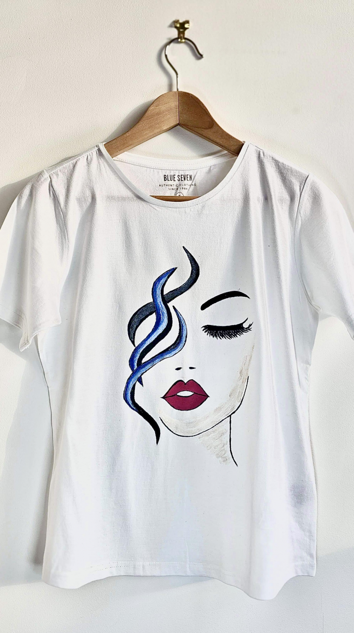 Tricou Pictat Manual "Blue Passion" Luxer, cadou original, inedit pentru persoana iubita, cadou pentru diriginta, cadou pentru invatatoare, cadou pentru educatoare, cadou martie martisor, feminine, elegante [1]