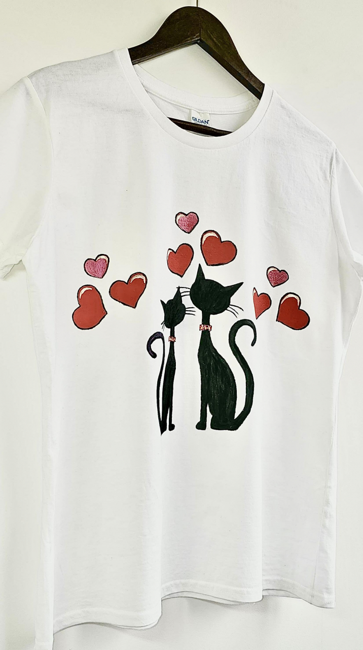 Tricou Pictat Manual "Cat Love" Luxer, cadou original, inedit pentru persoana iubita, cadou pentru diriginta, cadou pentru invatatoare, cadou pentru educatoare, cadou martie martisor, cadou iubitori animale, pisici [2]