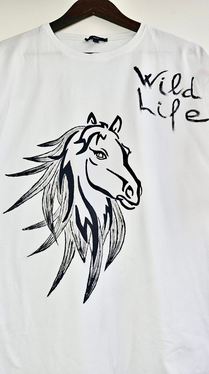 Tricou Pictat Manual "Wild Life" Luxer, cadou original, inedit pentru persoana iubita, cadou pentru diriginta, cadou pentru invatatoare, cadou pentru educatoare, cadou martie martisor, feminine, elegante [2]