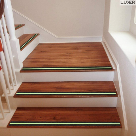 Banda Adeziva Antiderapanta pentru Scari/Trepte Interior/Exterior, Multisuprafete, Rezistenta la Apa, Lungime 5 m, Latime 5 cm, Negru, Luxer, Banda Adeziva Antiderapanta Aderenta Sporita, entru Suprafete Umede, Negru-Verde, Luxer Dedeman Leroy Merlin Emag Bilka Luxer [6]