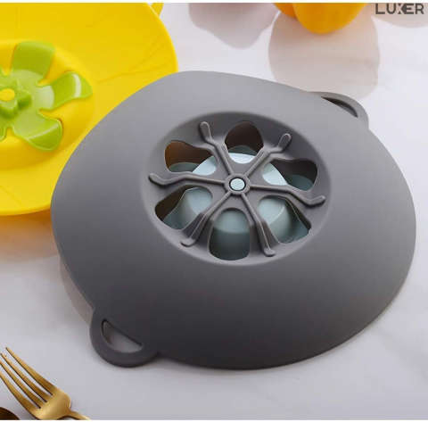 Capac din Silicon pentru Oala cu Orificiu Abur, Sistem Inteligent Antiscurgere, Marime Universala, Diametru 26 cm, 2 Manere, Rezistent intre -40 si 230 °C, Functie Gatire la Aburi, Gri, Luxer [4]