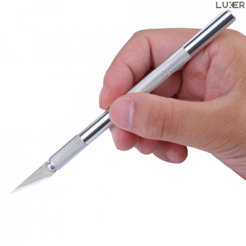 Toate Produsele - Cutter Metalic de Inalta Precizie Tip Bisturiu, 5 Lame de Rezerva, Portabil, Lama din Otel, pentru Origami/Activitati de Bricolaj, Lungime 15 cm, Silver, Luxer