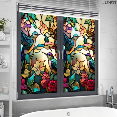 Folie autoadezivă pentru geamuri Luxer cu efect de vitraliu, Model Pasarea Colibry, oferă protecție solară UV și intimitate 80%. [4]