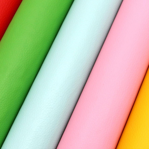 Folie din piele ecologică autoadezivă Luxer, Grass Green, dimensiune 137x60 cm, ideală pentru recondiționare canapea, scaun sau interior auto. [3]