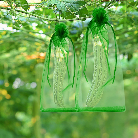 Set 20 pungi de protecție pentru fructe și legume Luxer, cu snur reglabil, anti-insecte, păsări și rozătoare, dimensiuni 25x35 cm, verde, reutilizabile și respirabile. [0]