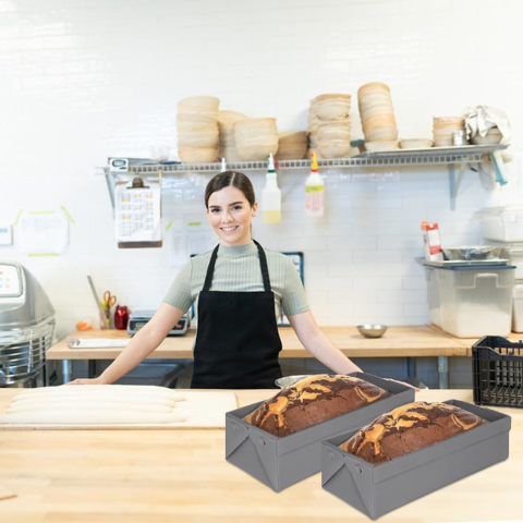 Tavă din silicon gri Luxer cu pereți detașabili, antiaderentă, rezistentă la temperaturi înalte, ideală pentru prăjituri, cheesecake și deserturi. [1]