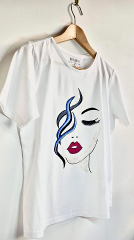 Tricou Pictat Manual "Blue Passion" Luxer, cadou original, inedit pentru persoana iubita, cadou pentru diriginta, cadou pentru invatatoare, cadou pentru educatoare, cadou martie martisor, feminine, elegante [1]