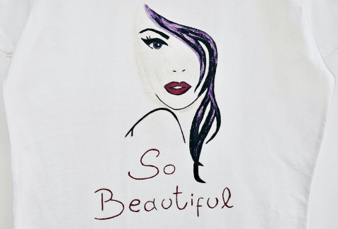 Tricou Pictat Manual "So Beautiful" Luxer, cadou original, inedit pentru persoana iubita, cadou pentru diriginta, cadou pentru invatatoare, cadou pentru educatoare, cadou martie martisor, feminine, elegante [4]