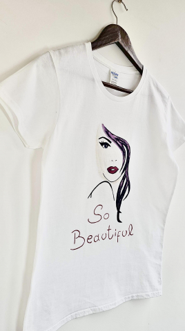 Tricou Pictat Manual "So Beautiful" Luxer, cadou original, inedit pentru persoana iubita, cadou pentru diriginta, cadou pentru invatatoare, cadou pentru educatoare, cadou martie martisor, feminine, elegante [2]