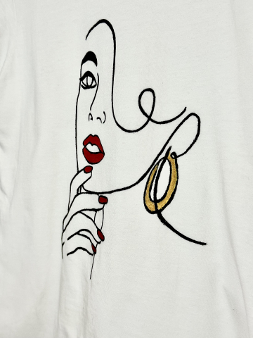 Tricou Pictat Manual "Feminine Line" Luxer, cadou original, inedit pentru persoana iubita, cadou pentru diriginta, cadou pentru invatatoare, cadou pentru educatoare, cadou martie martisor [4]