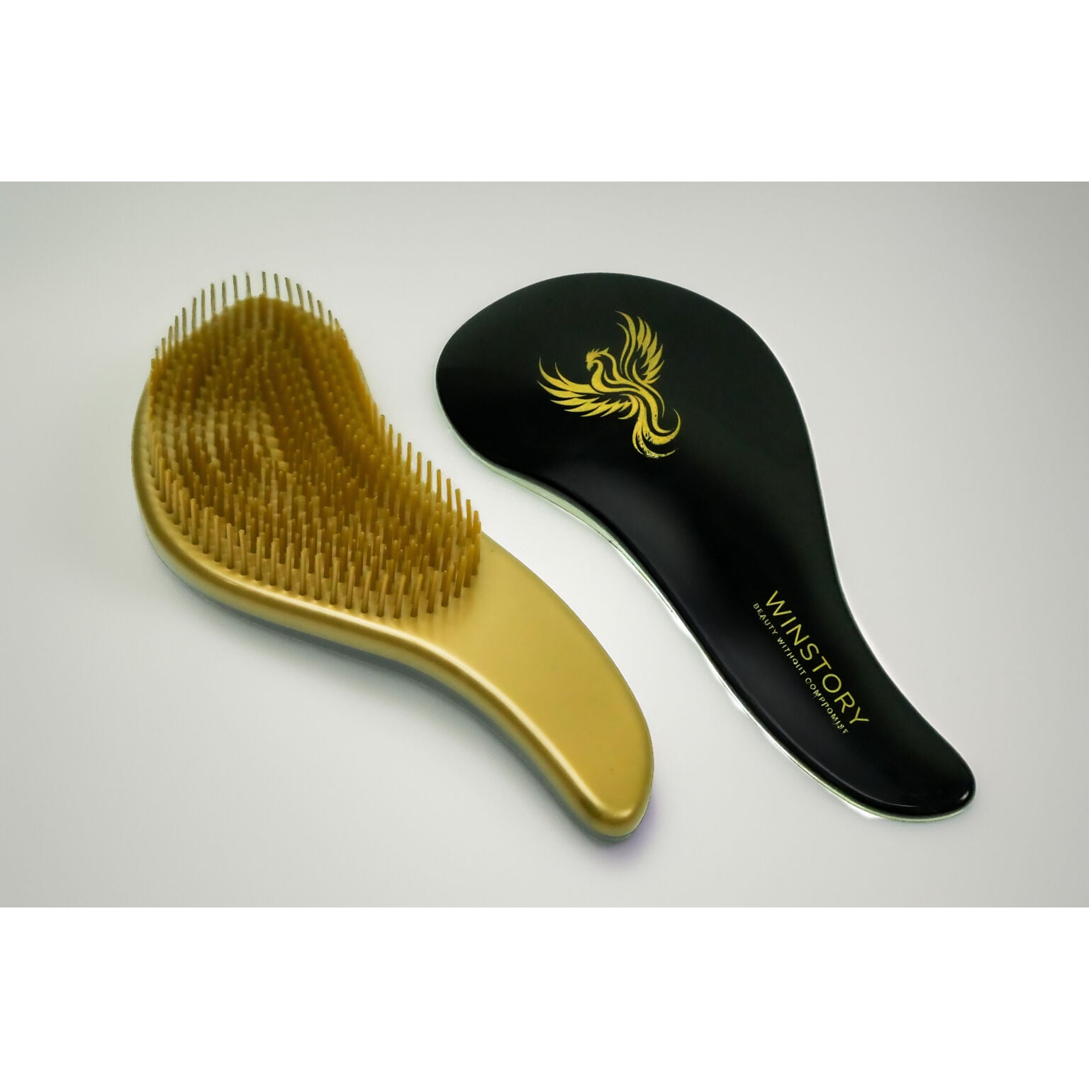 Perii Winstory - Palm Detangling Brush Winstory – perie palma cu peri flexibili pentru descurcarea delicata a parului umed