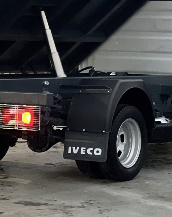 Covoraș aripa spate Iveco Daily [2]