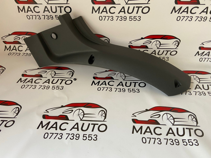 Ornament interior pasaj roata stanga Iveco Daily 1999-2015 [2]