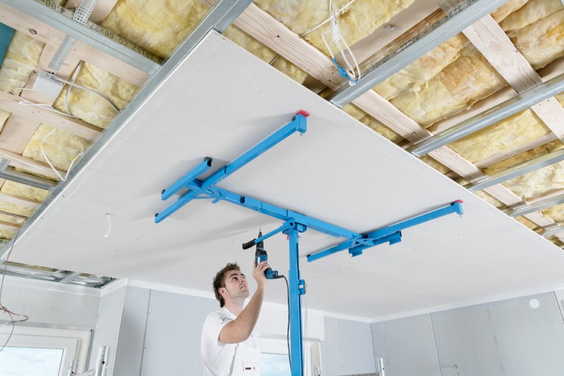 Aplicare banda pe rosturi gips carton