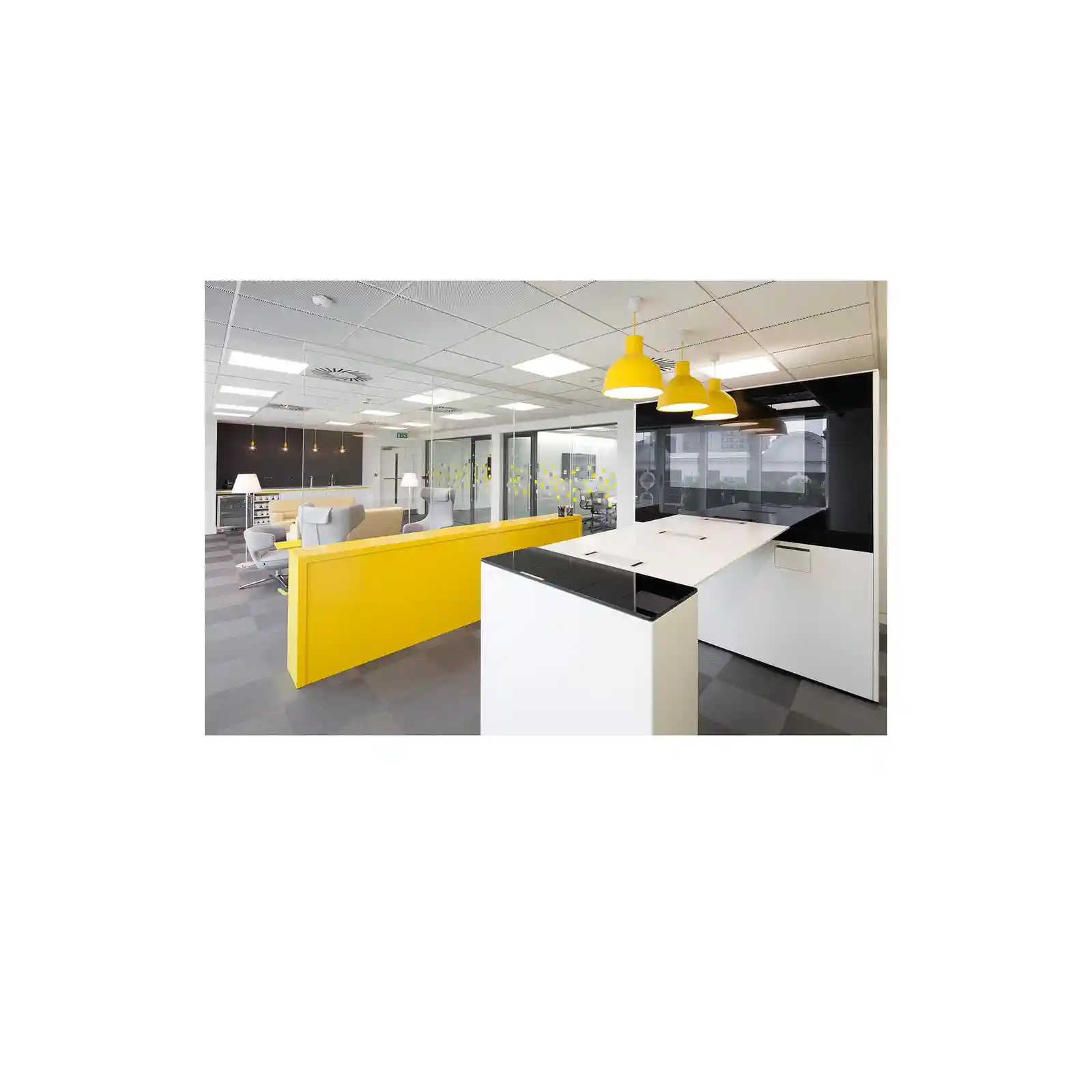 Tavan casetat metalic Knauf MESH Lay-In negru RAL 9005 [1]