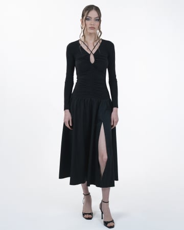ROCHII DE ZI - Rochie ampla cu maneci lungi, Midi,Buzunare, Decolteu in V, Negru