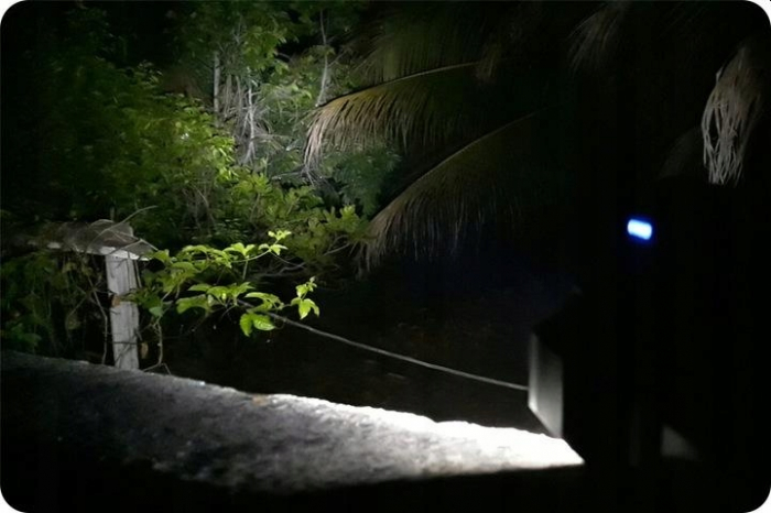 Lanterna-Tactica-COB-USB [12]